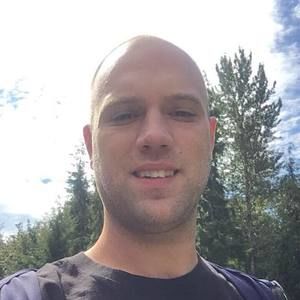 Meet your Posher, Troy